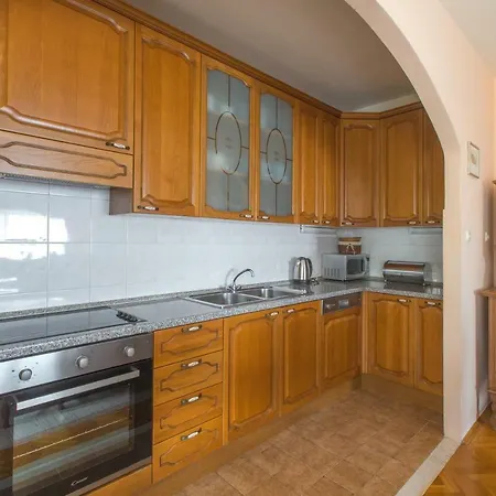 Klara With 72 Sqm Pool And View On Split And Islands