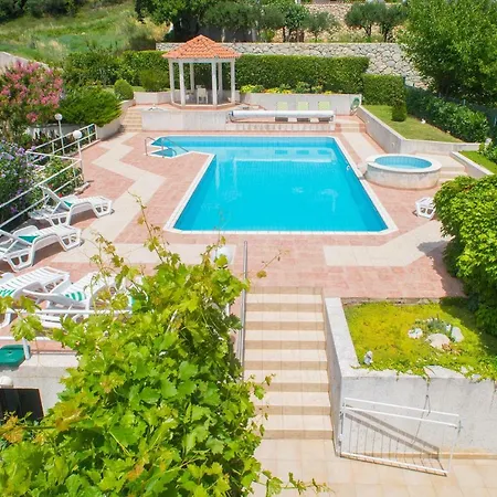 Klara With 72 Sqm Pool And View On Split And Islands 빌라