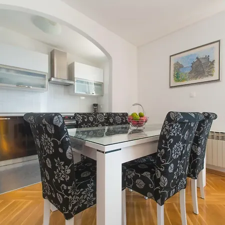 Klara With 72 Sqm Pool And View On Split And Islands *
